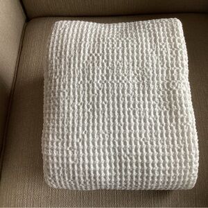 Jennifer Adams Cotton Waffle Throw - White